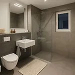 Fjord - Penthouse Mit Whirlpool In - Free Park - 24-7 Check In - 